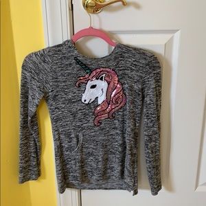 grey sweater material with sequin unicorn used